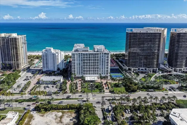 $2,189,000 | 9801 Collins Avenue, Unit 5U, Bal Harbour, FL 33154