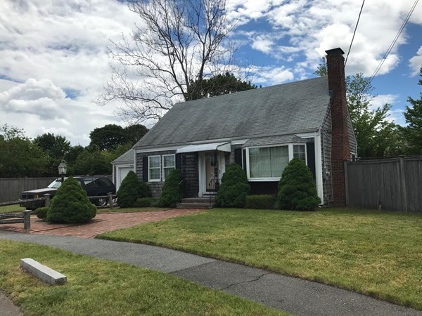5 Griffin Road Peabody, MA 01960 - Photo 1 of 11 Gallery Image 1