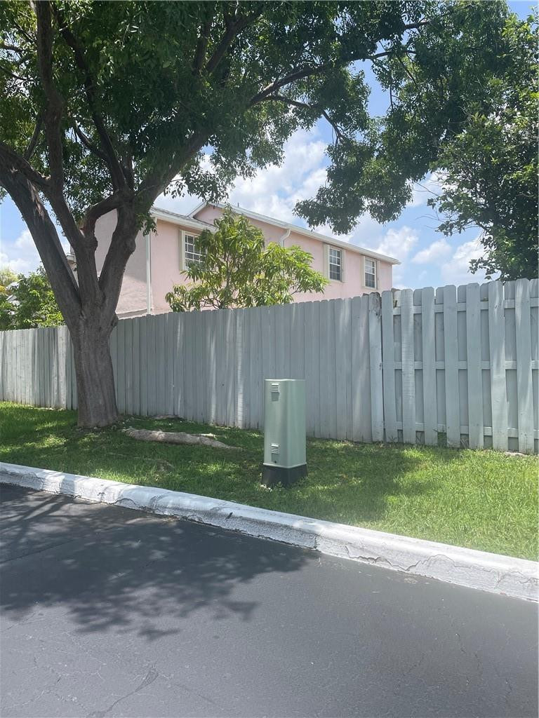 14578 Southwest 94th Lane Miami, FL 33186 - Photo 3 of 22 Photo 3