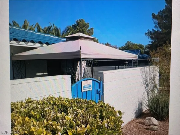 $2,250 | 2137 Petersham Court, Unit D, Las Vegas, NV 89108
