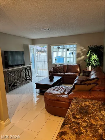 $2,250 | 2137 Petersham Court, Unit D, Las Vegas, NV 89108