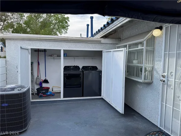 $2,250 | 2137 Petersham Court, Unit D, Las Vegas, NV 89108