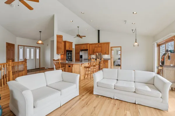 $1,145,000 | 180 County Highway F, Blanchardville, WI 53516