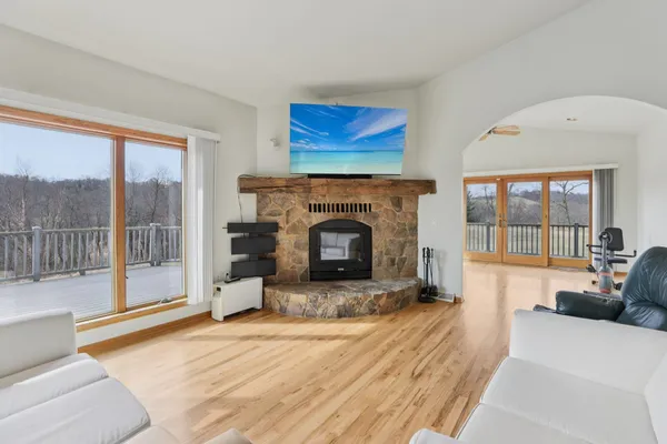 $1,145,000 | 180 County Highway F, Blanchardville, WI 53516