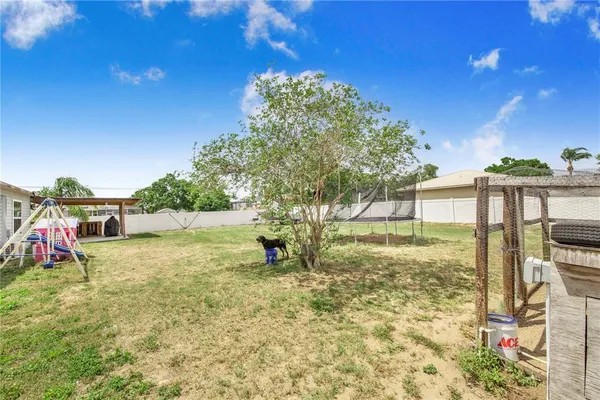 $295,000 | 498 West 7th Street, Frostproof, FL 33843