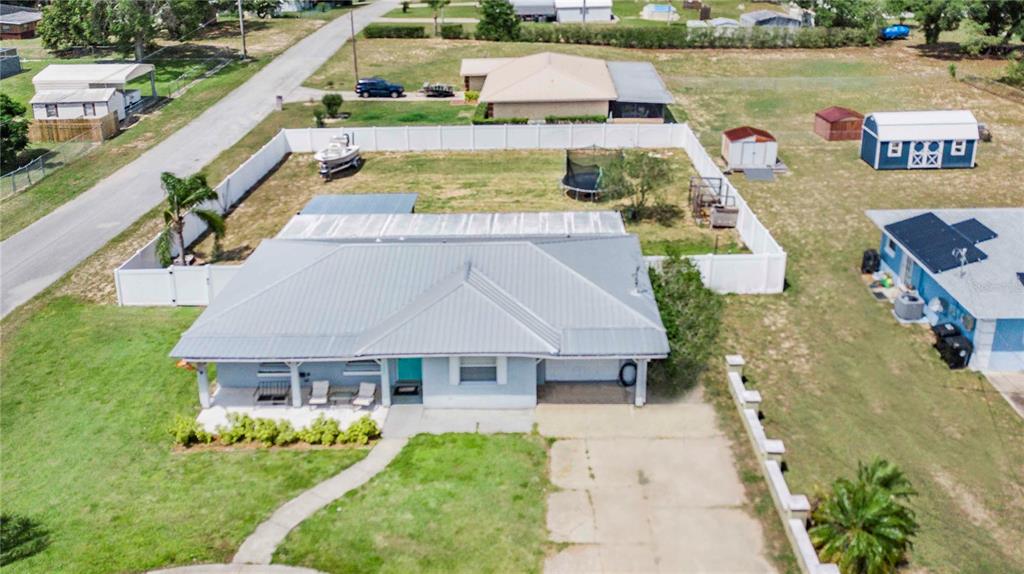 498 West 7th Street Frostproof, FL 33843 - Photo 3 of 44