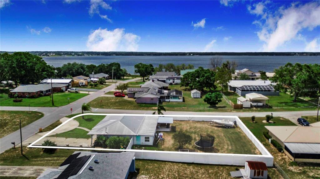 498 West 7th Street Frostproof, FL 33843 - Photo 37 of 44