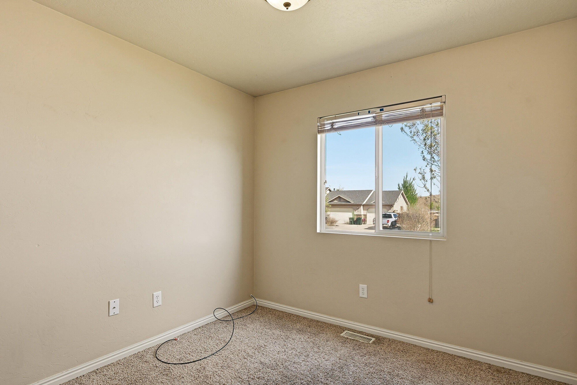 2192 Saddleback View Drive Enoch, UT 84721 - Photo 22 of 53 2192 E Saddleback-31
