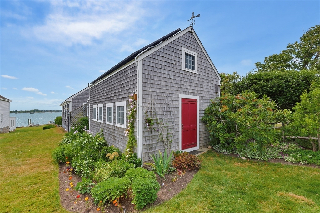 2037 Main Road Westport, MA 02791 - Photo 27 of 42