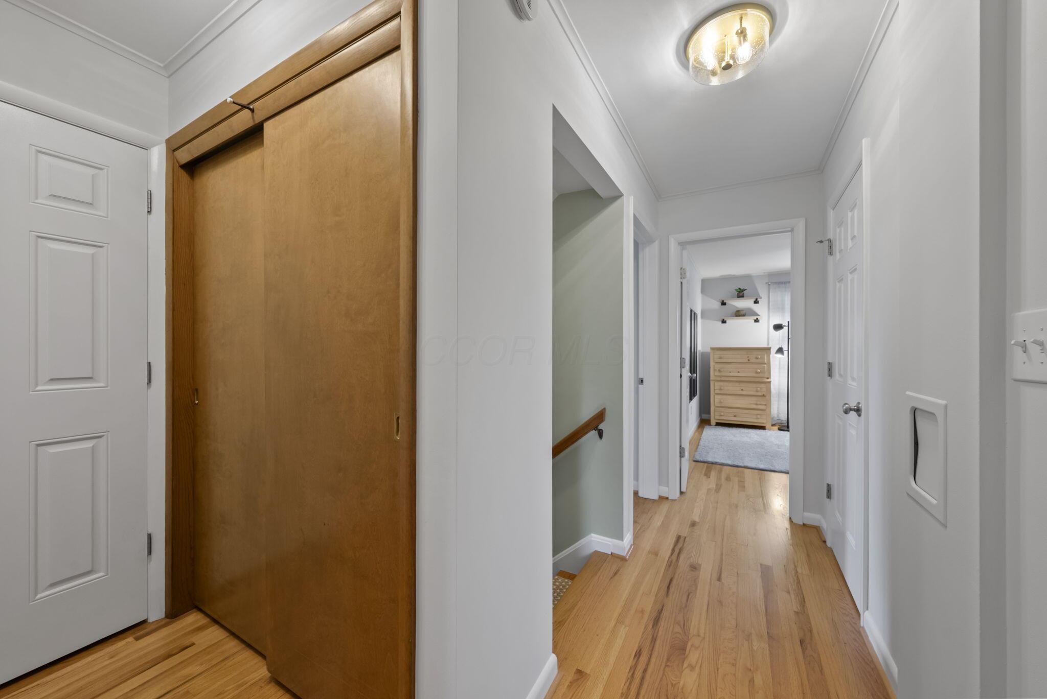 3170 Brandon Road Upper Arlington, OH 43221 - Photo 64 of 104 Upstairs hall