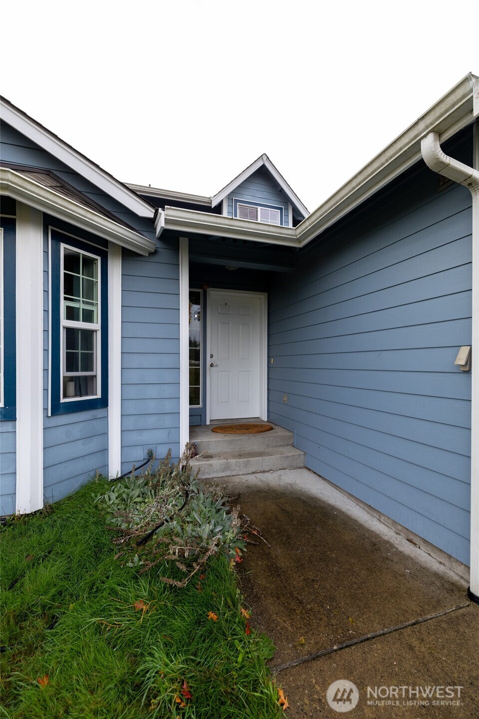 7332 183rd Avenue Southwest Rochester, WA 98579 - Photo 5 of 40