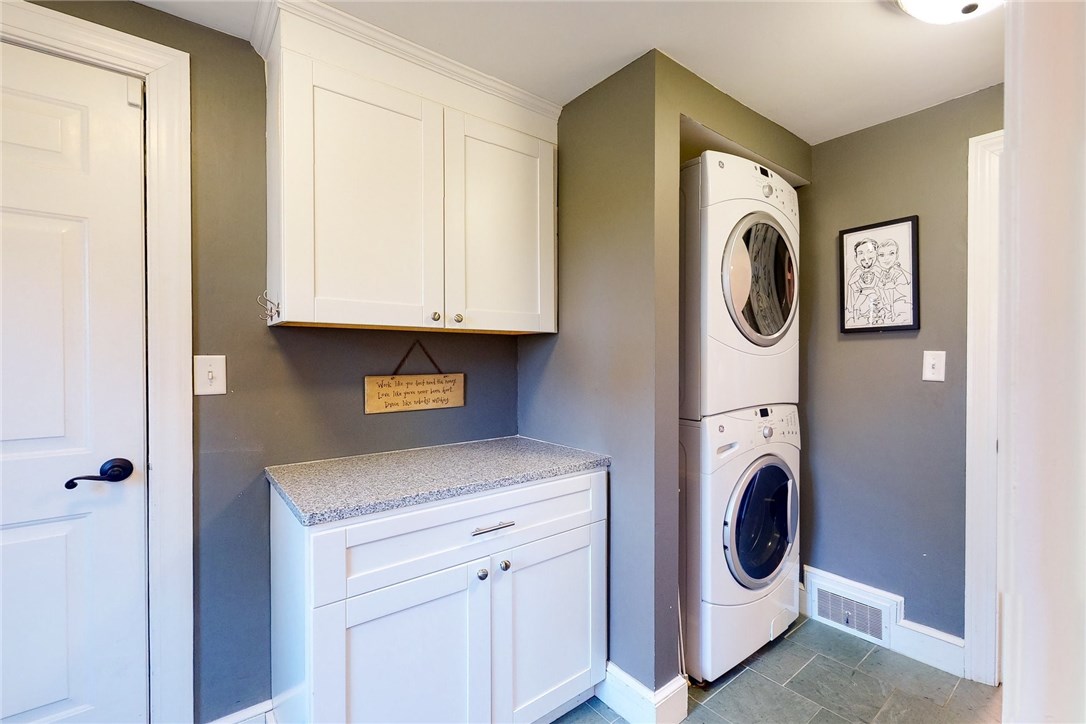 133 Crestwood Road Warwick, RI 02886 - Photo 23 of 40