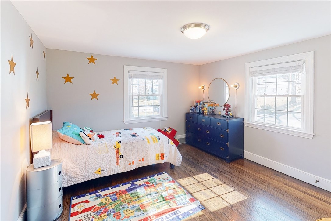 133 Crestwood Road Warwick, RI 02886 - Photo 36 of 40