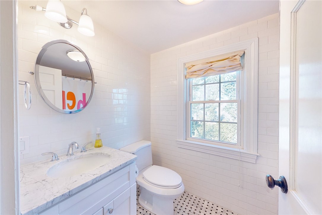 133 Crestwood Road Warwick, RI 02886 - Photo 40 of 40