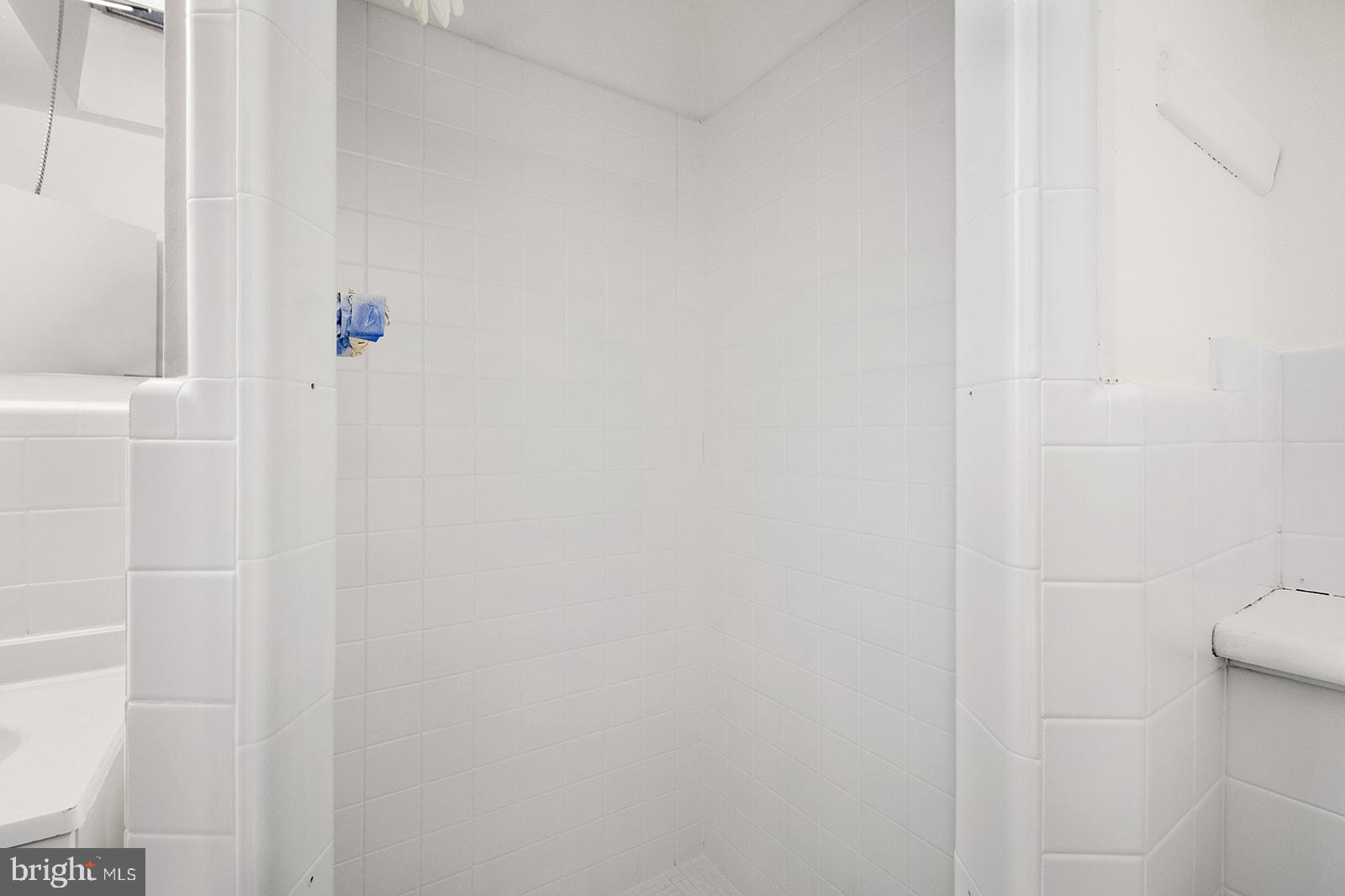 3722 Lankenau Road Philadelphia, PA 19131 - Photo 10 of 20 Gallery Image 10