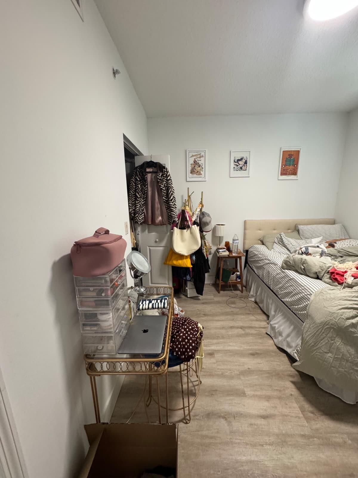 115 Southwest 11th Street, Unit 807 Miami, FL 33130 - Photo 17 of 21 WhatsApp Image 2026-04-28 at 12.39.23 PM