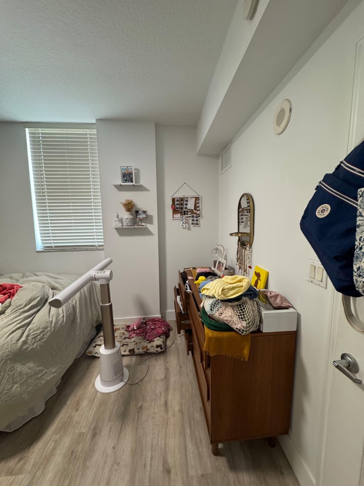 115 Southwest 11th Street, Unit 807 Miami, FL 33130 - Photo 8 of 21 WhatsApp Image 2026-04-28 at 12.38.01 PM