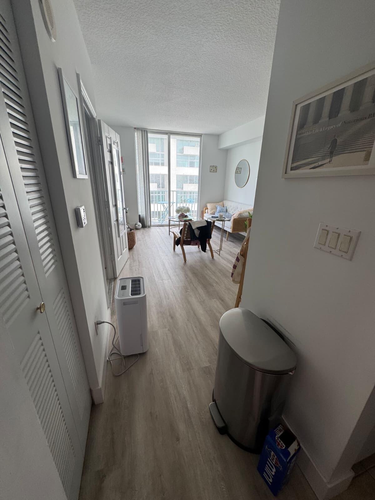 115 Southwest 11th Street, Unit 807 Miami, FL 33130 - Photo 10 of 21 WhatsApp Image 2026-04-28 at 12.38.20 PM