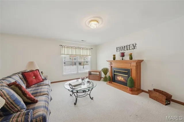 $305,000 | 26 Bardstown Court, Unit 36C, St. Charles, MO 63303