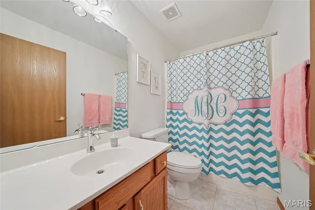 $305,000 | 26 Bardstown Court, Unit 36C, St. Charles, MO 63303