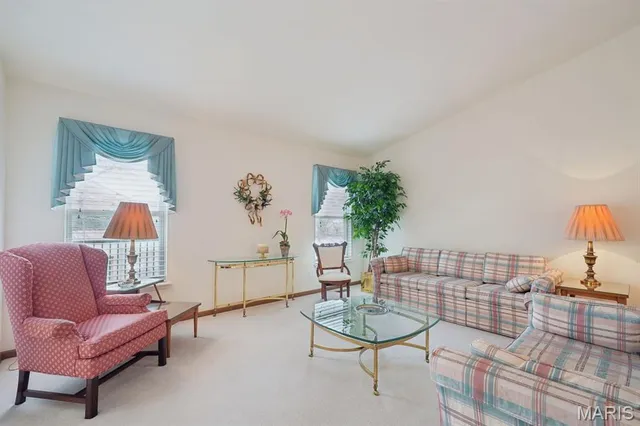 $305,000 | 26 Bardstown Court, Unit 36C, St. Charles, MO 63303