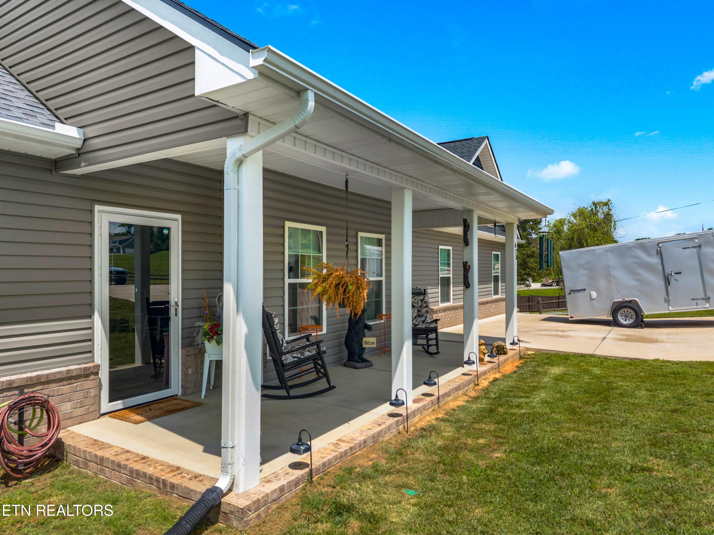 670 Jones-Franklin Road Morristown, TN 37813 - Photo 2 of 37 002-670JonesFranklinRoad-Morristown-TN-3