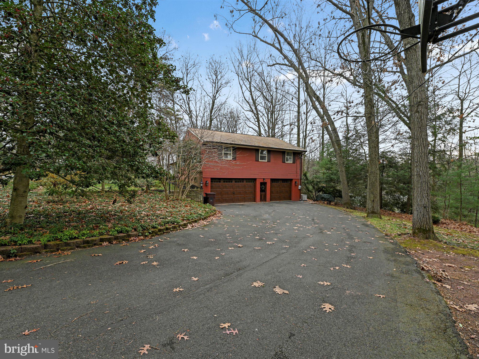 218 Timber Road Lebanon, PA 17042 - Photo 3 of 28 Gallery Image 3