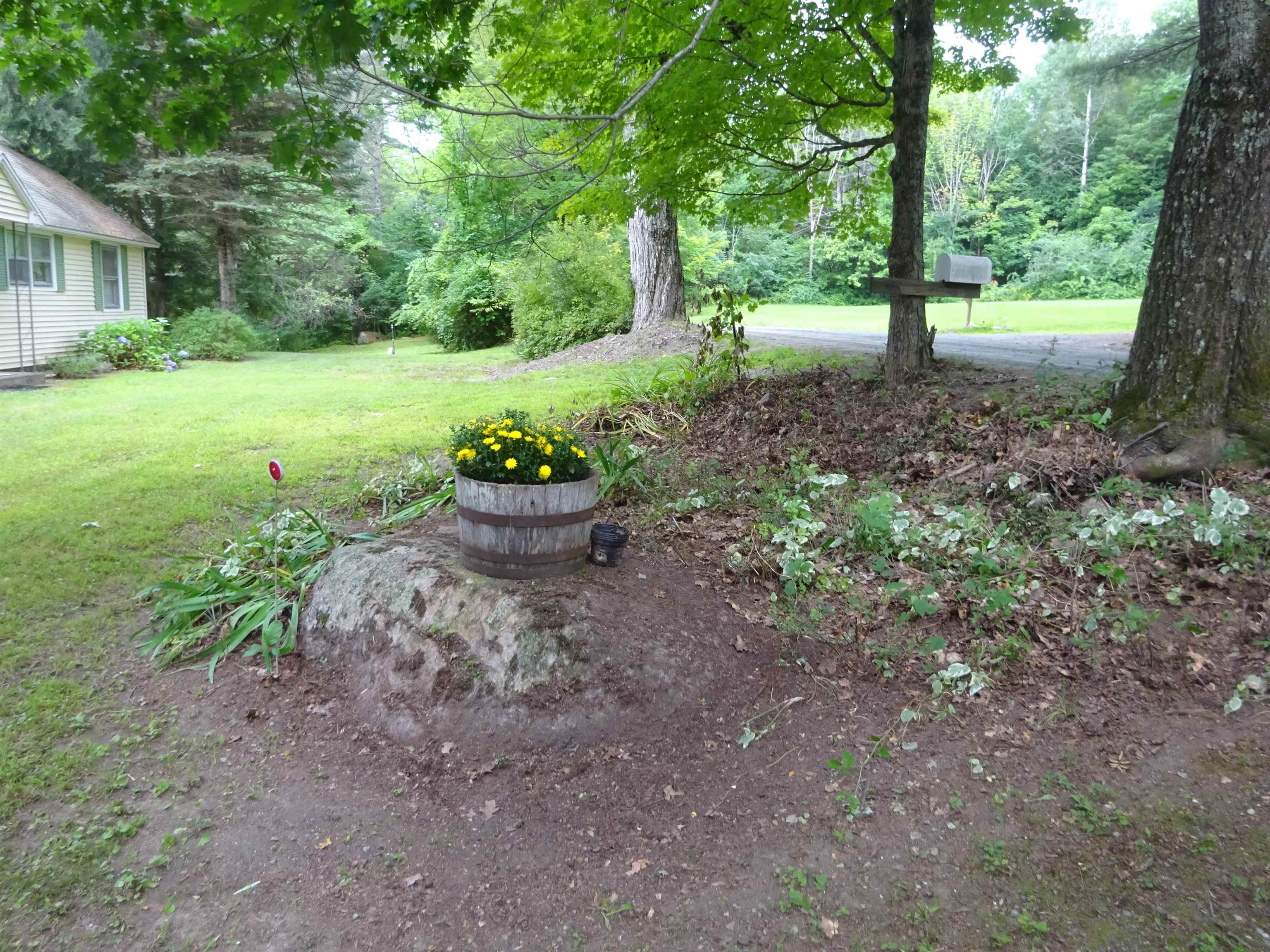 221 Gird Road Springfield, VT 05156 - Photo 4 of 16
