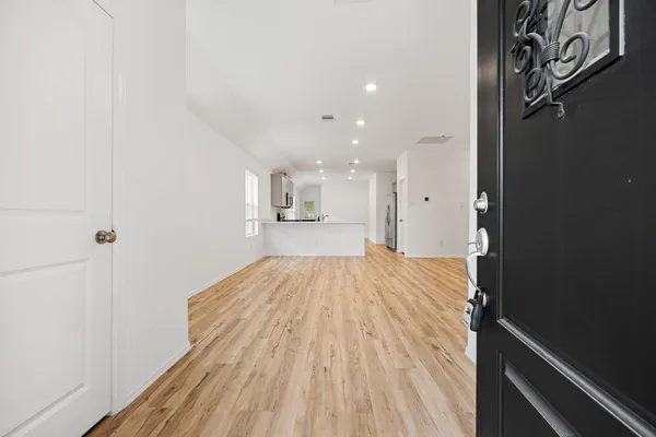 $2,000 | 3014 Wedgewood Cove Way, Porter, TX 77365