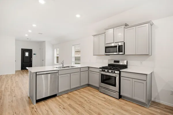 $2,000 | 3014 Wedgewood Cove Way, Porter, TX 77365