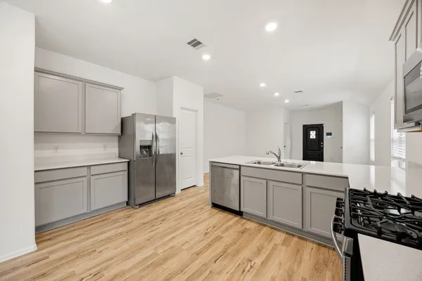 $2,000 | 3014 Wedgewood Cove Way, Porter, TX 77365