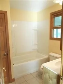 $2,400 | 44 Pine Hill Road, Worcester, MA 01604