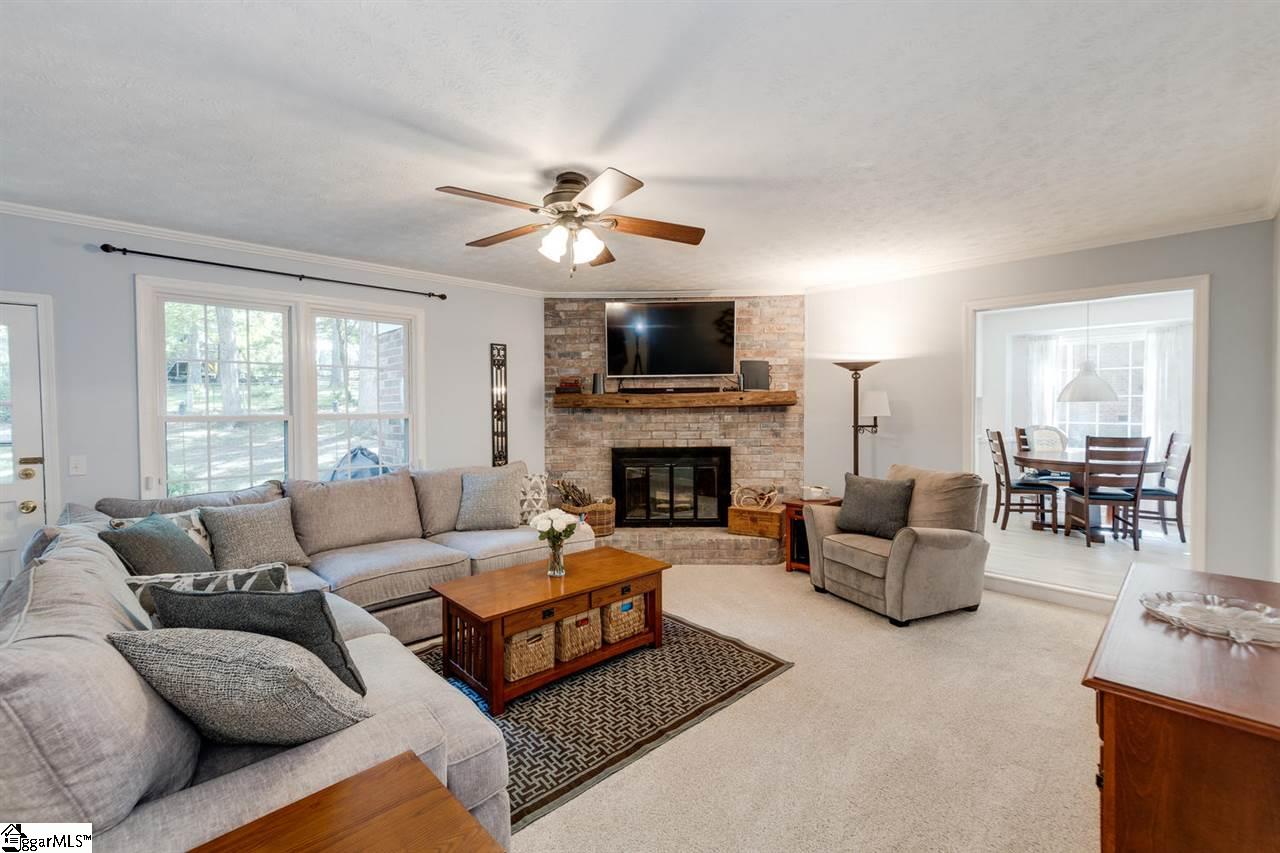 110 Cold Springs Road Greenville, SC 29607 - Photo 3 of 24 Gallery Image 3