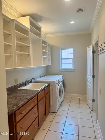 $368,900 | 85532 Diamondhead Drive West, Diamondhead, MS 39525