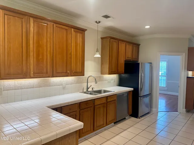 $368,900 | 85532 Diamondhead Drive West, Diamondhead, MS 39525