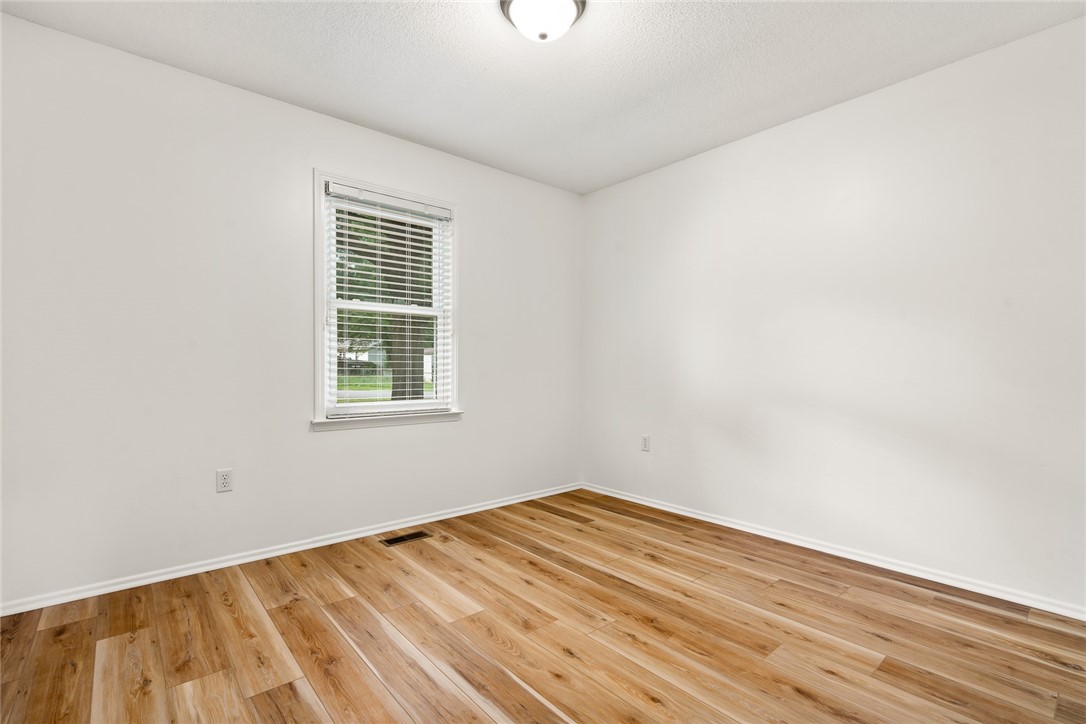 109 Woodfern Circle Belton, SC 29627 - Photo 17 of 32