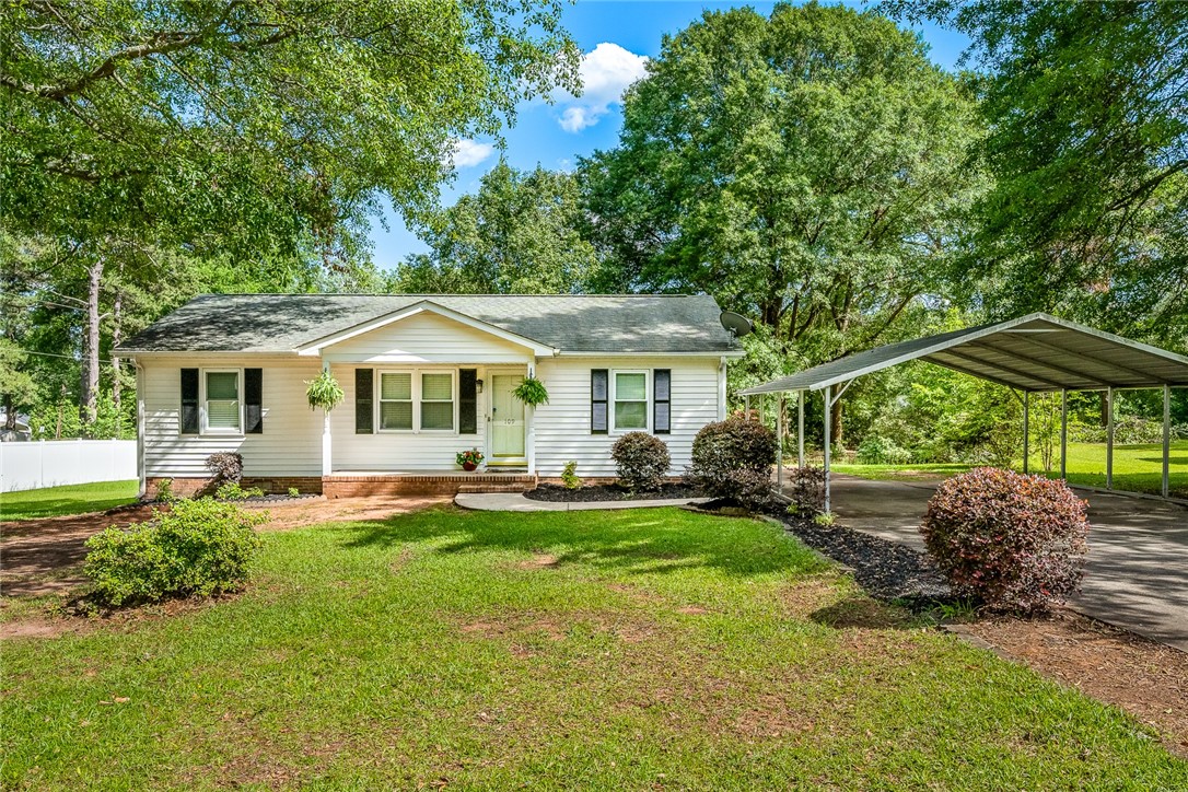 109 Woodfern Circle Belton, SC 29627 - Photo 30 of 32