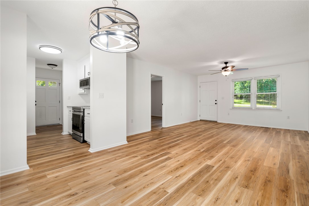 109 Woodfern Circle Belton, SC 29627 - Photo 8 of 32