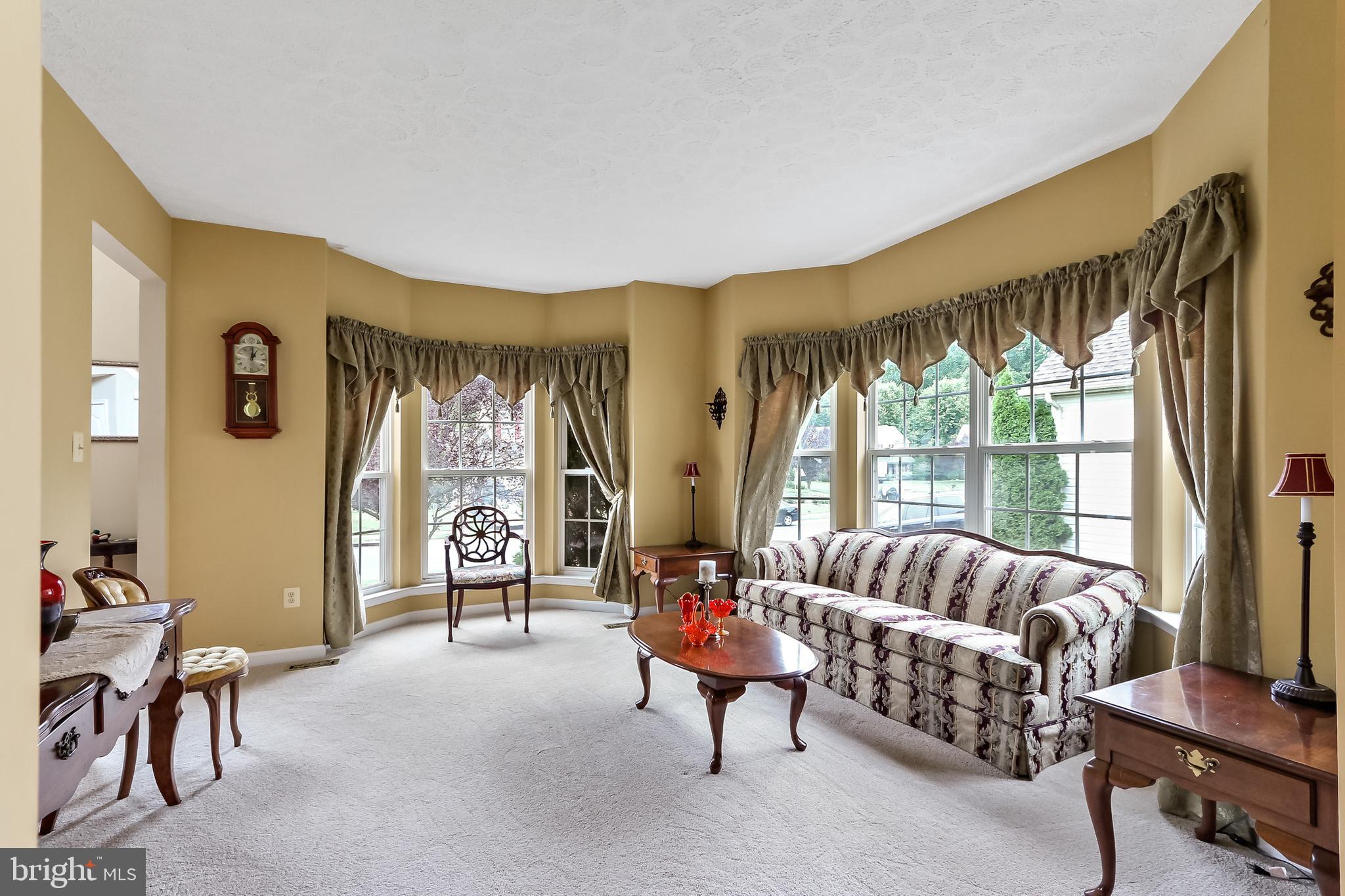 112 Spry Island Road Joppa, MD 21085 - Photo 14 of 46 Living Room