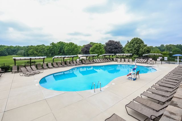 $683,350 | 926 Duck Pond Road, Fontana, WI 53125