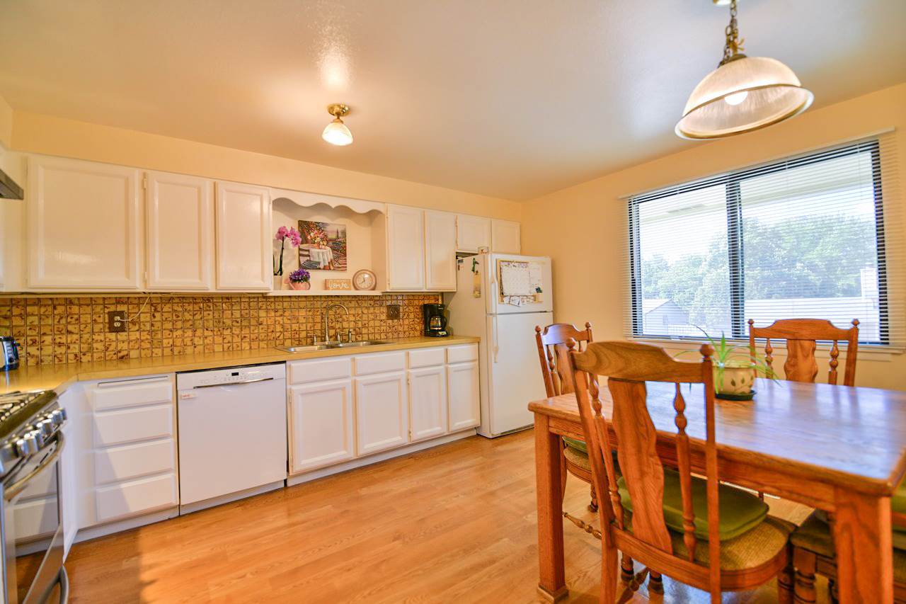 1419 South Century Road Spokane Valley, WA 99037 - Photo 5 of 20 Gallery Image 5