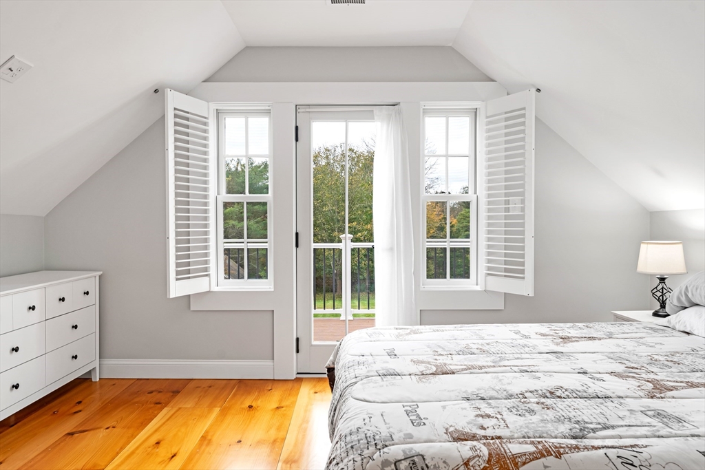 1815 Main Road Westport Point, MA 02791 - Photo 30 of 37
