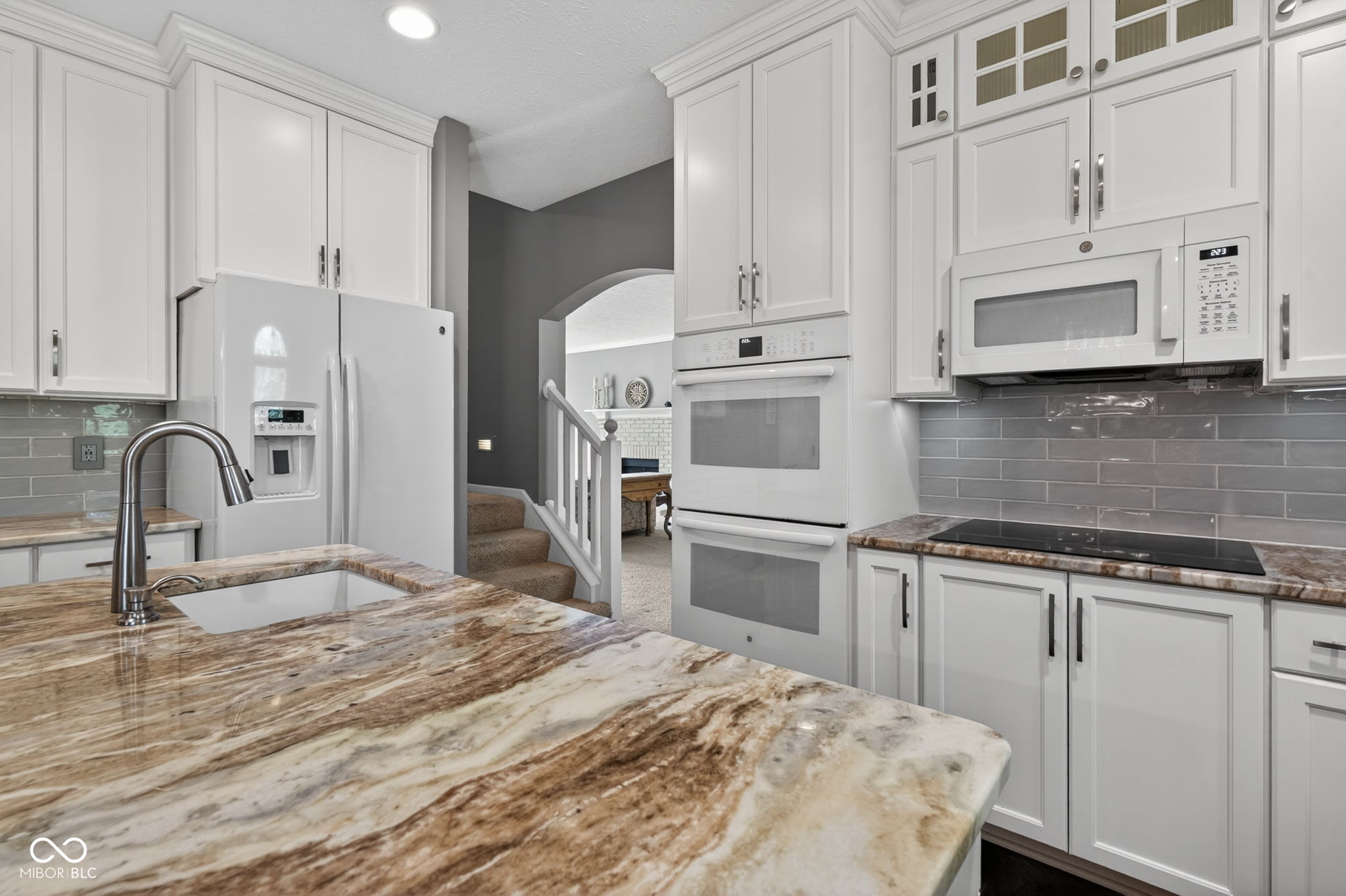 1238 Sullivans Ridge Zionsville, IN 46077 - Photo 8 of 51