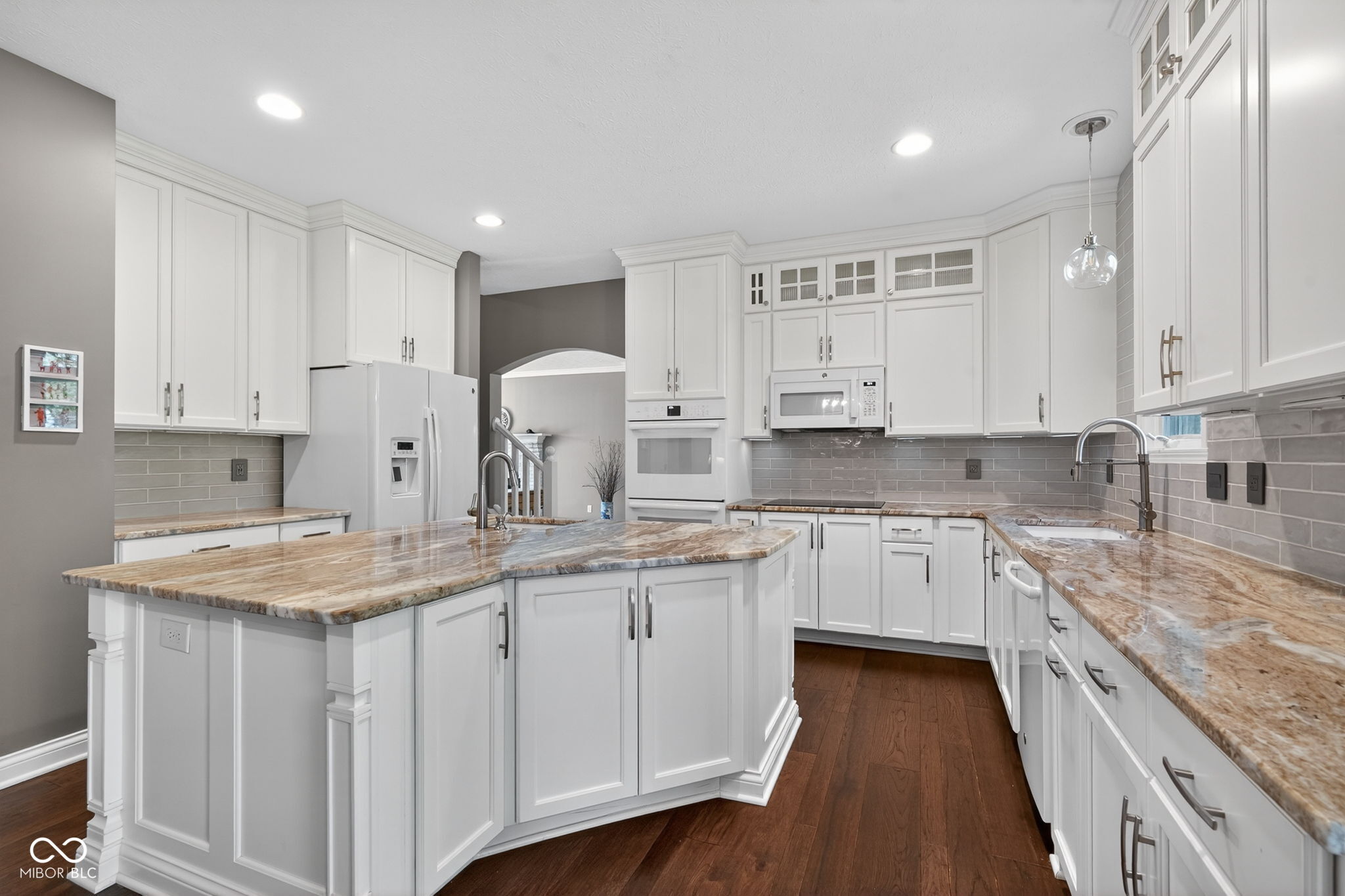 1238 Sullivans Ridge Zionsville, IN 46077 - Photo 9 of 51