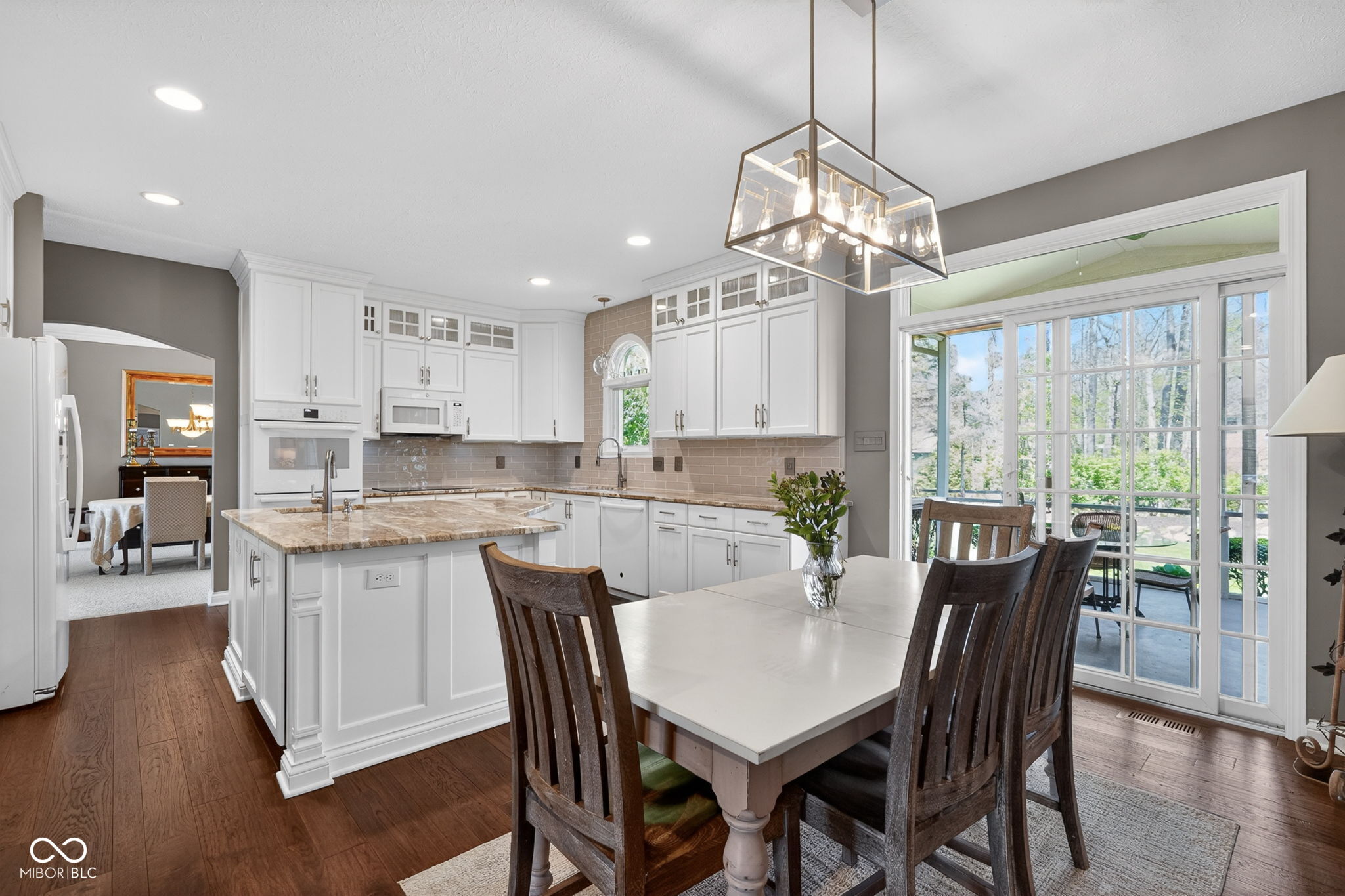 1238 Sullivans Ridge Zionsville, IN 46077 - Photo 10 of 51