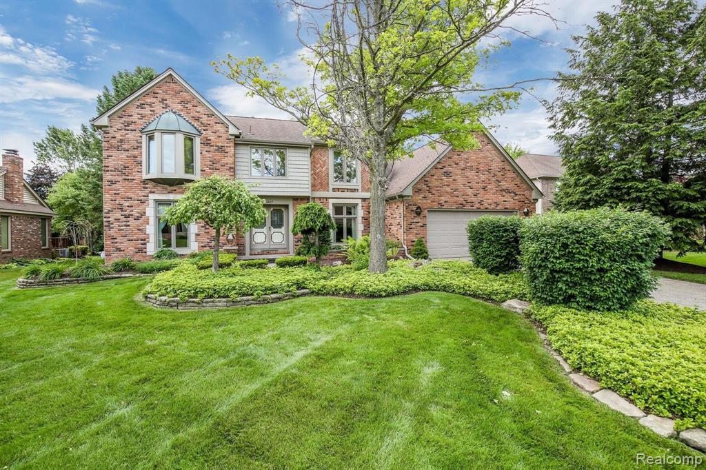 3427 Summit Ridge Drive Rochester, MI 48306 - Photo 1 of 30