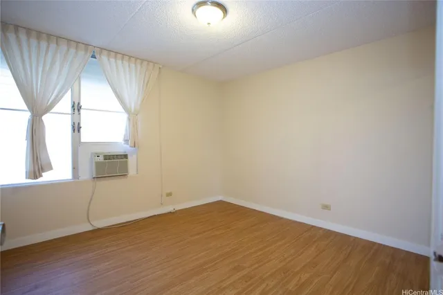 $3,100 | 2533 Ala Wai Boulevard, Unit 702, Honolulu, HI 96815