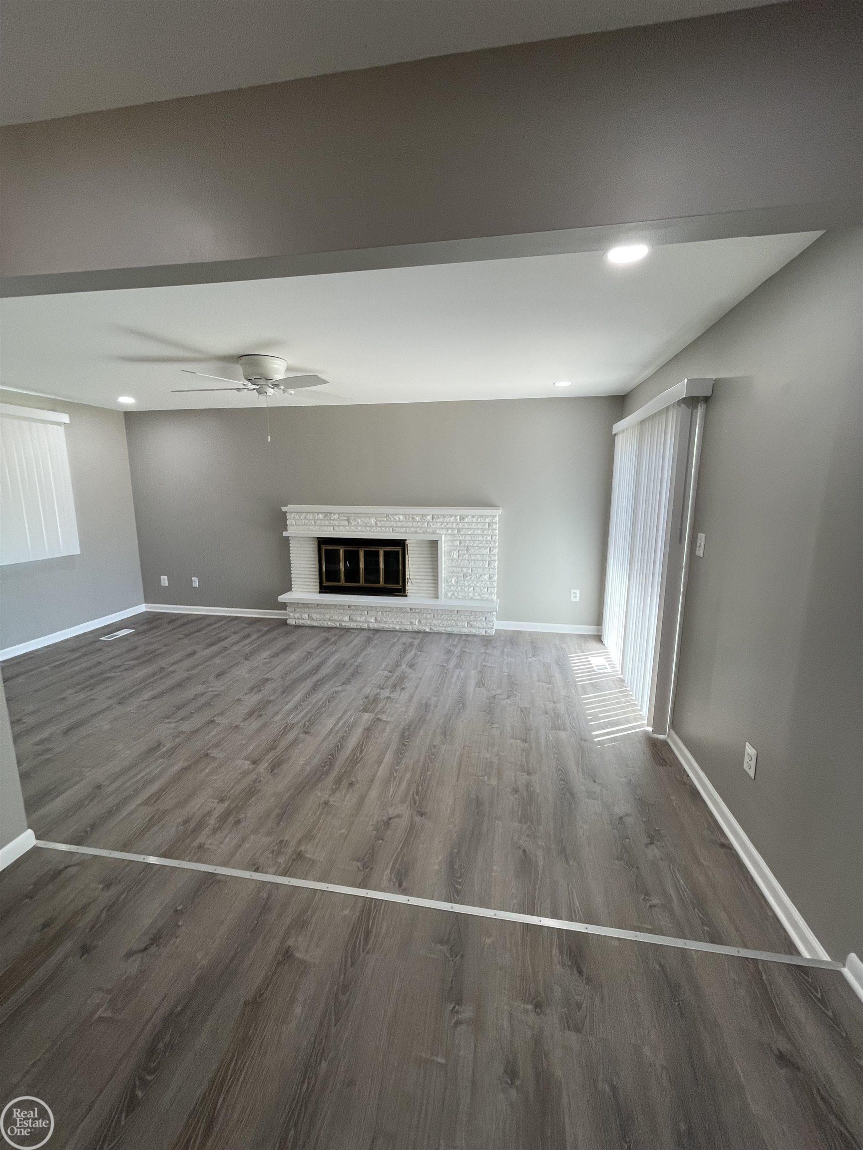 26404 Burg Road Warren, MI 48089 - Photo 21 of 35