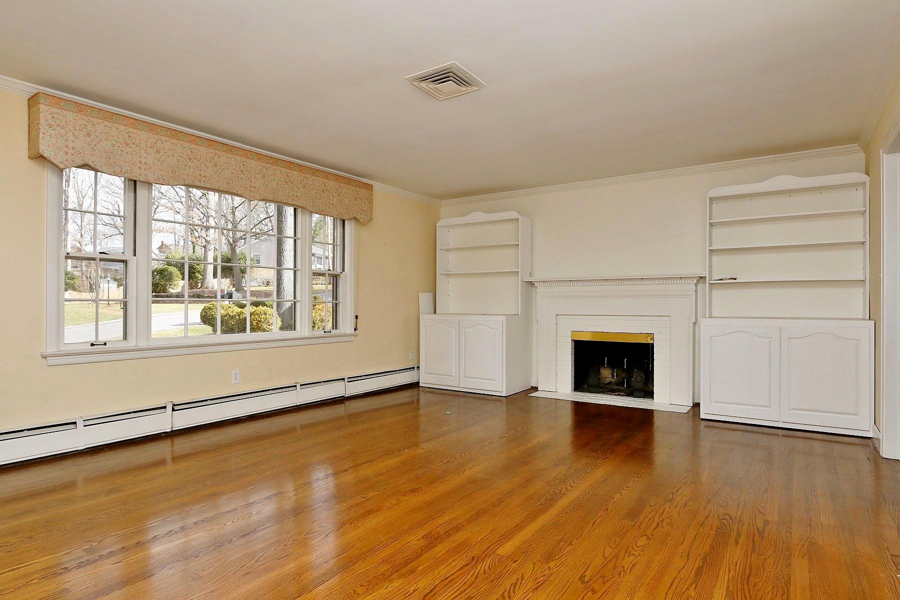 3822 Heatherton Road Southwest Roanoke, VA 24014 - Photo 4 of 59 _mg_5549