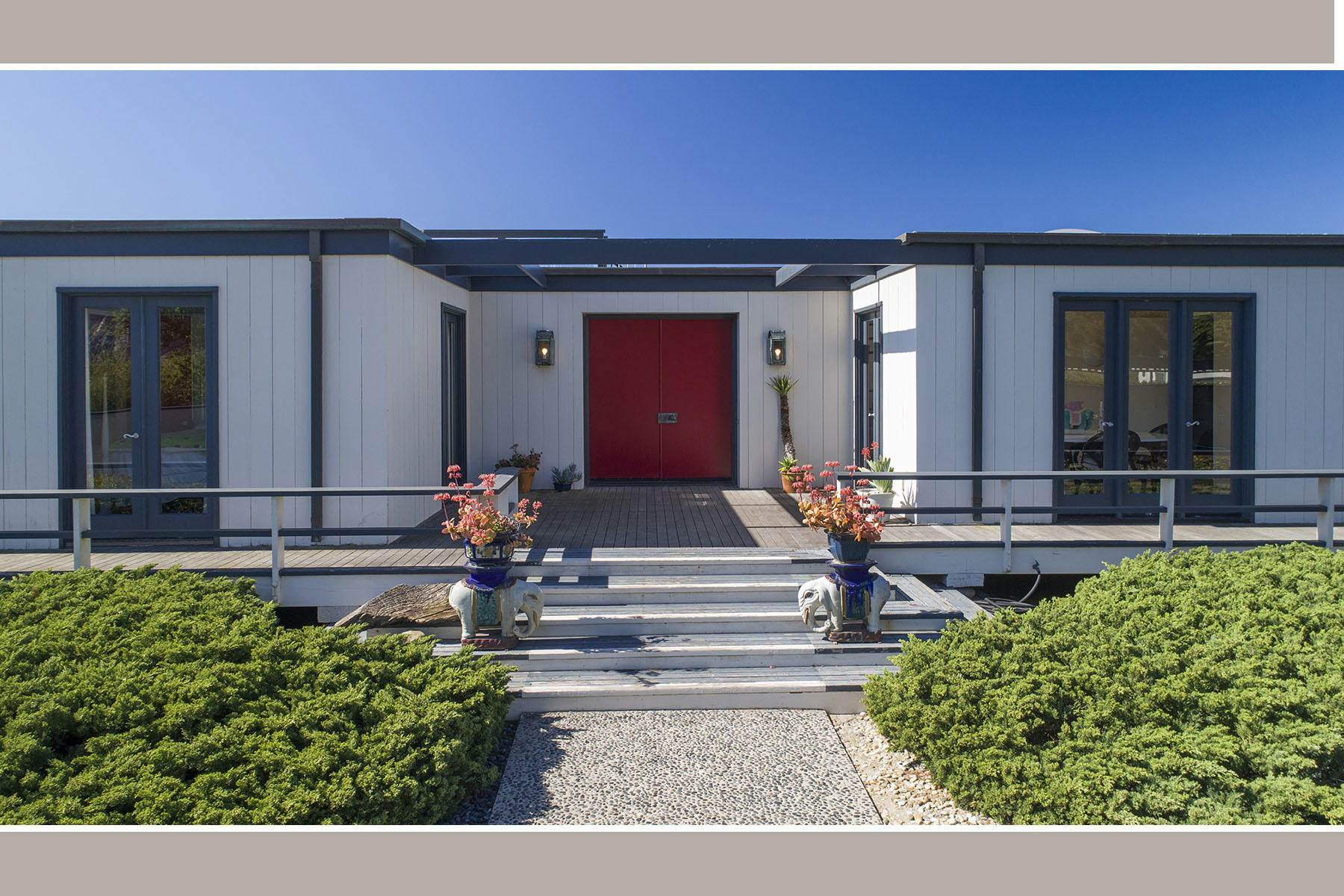 791 Sand Point Road Carpinteria, CA 93013 - Photo 17 of 30 791 Sand Point Road Front door